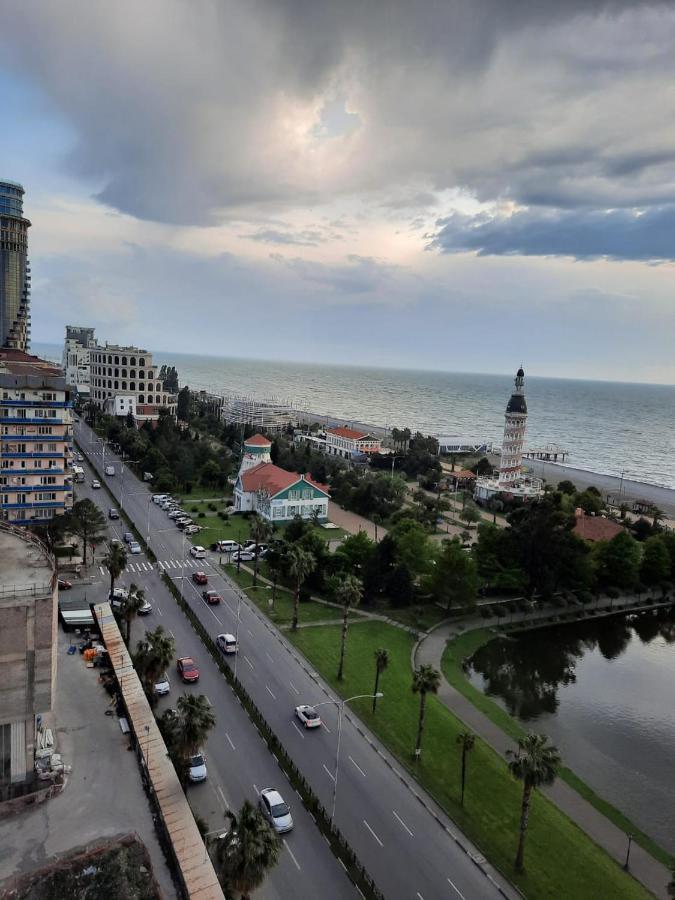 Twins Tower Orbi City Batumi Exteriér fotografie