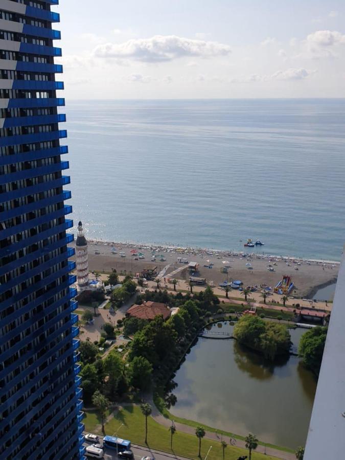 Twins Tower Orbi City Batumi Exteriér fotografie